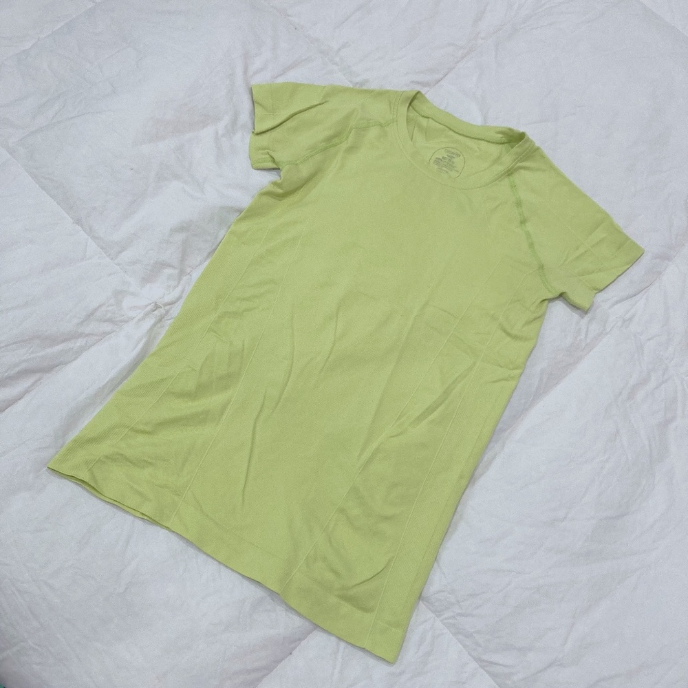 Oiselle Wazelle top